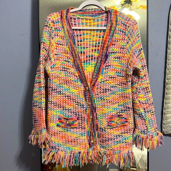 Very colorful yarn sweater with gold buttons - Picture 1 of 1